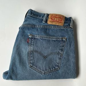 Levi’s 501 button fly men’s denim classic straight jeans 38/32